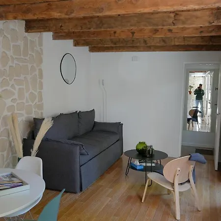 Maison De Avec Sa Cour Au Calme à 1min De La Pace Stanislas